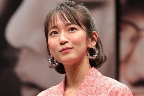 吉岡 里帆のプロフィール情報、出演作品一覧｜タレ 